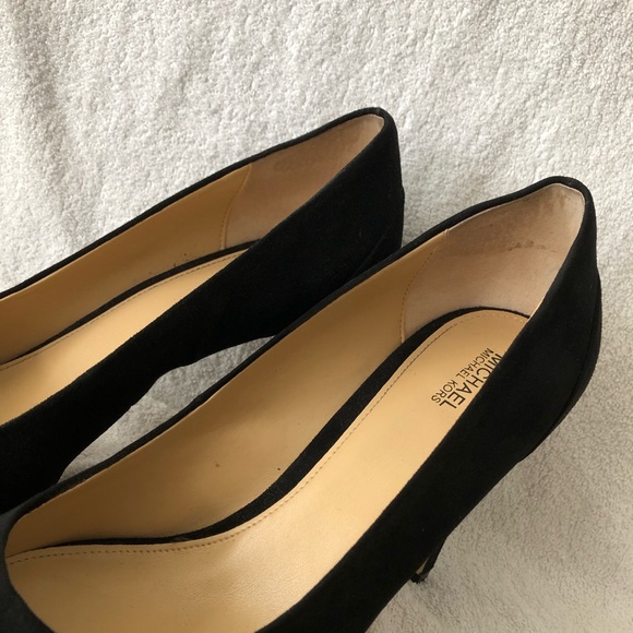Michael Kors Black Suede Yasmin Pumps Size 11 - Picture 4 of 7